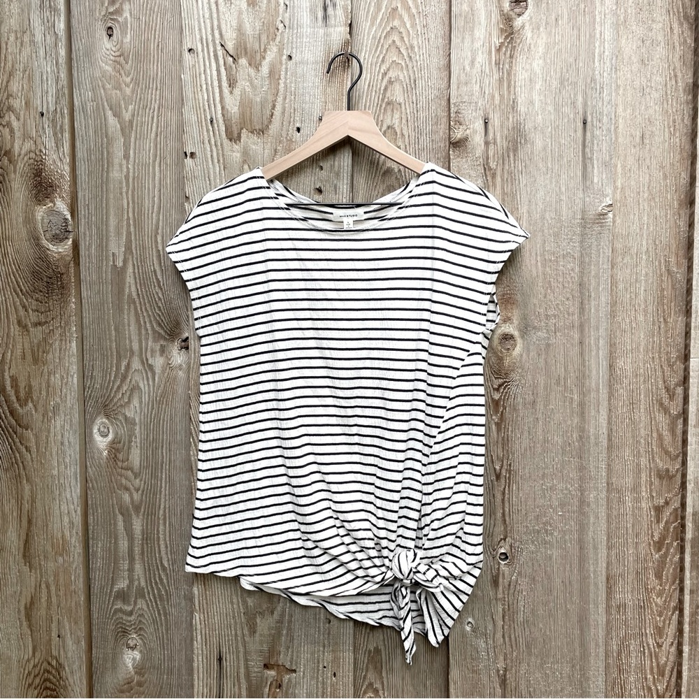 Max Studio Stripe Side Crinkle Side Tie T-shirt (Small) Wear it two ways